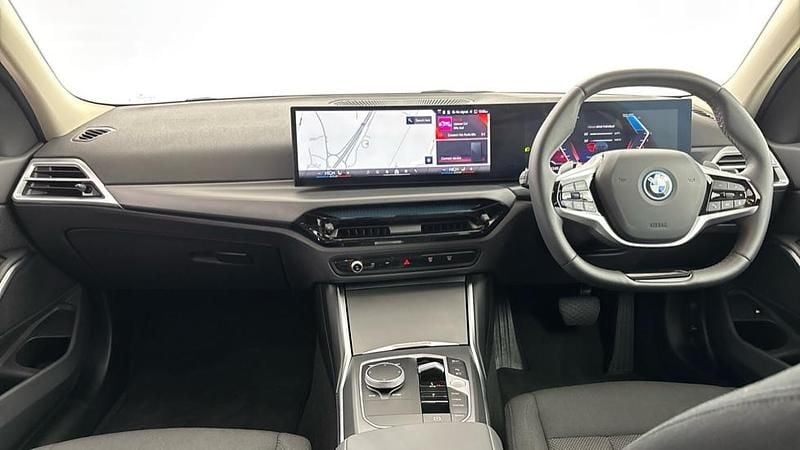 Used BMW 330e Sport Line 288 HP (211 kW) 2025 Blue Sedan