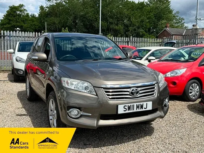 Used Toyota RAV4 150 HP (110 kW) 2011 Beige SUV