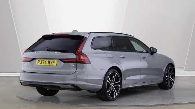 Used Volvo V90 Ultra 455 HP (334 kW) 2025 Estate
