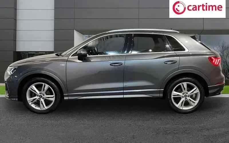 Used Audi Q3 S-Line 150 HP (110 kW) 2023 SUV