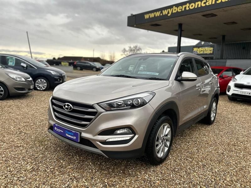 Used Hyundai Tucson SE 2017 Beige SUV