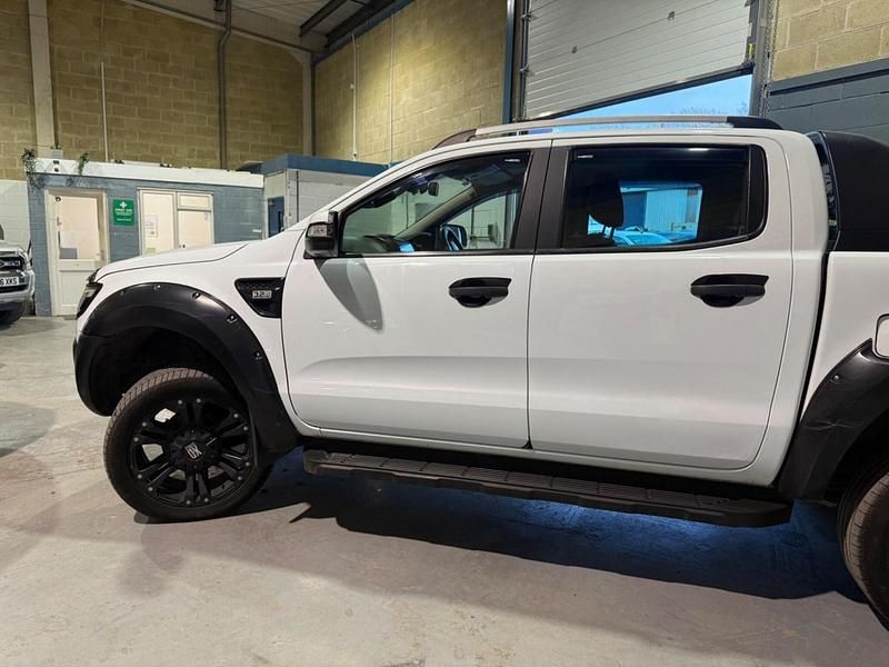 Used Ford Ranger Wildtrack 200 HP (147 kW) 2015 White Pickup