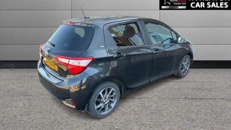 Used Toyota Yaris 111 HP (81 kW) 2020 Black Hatchback