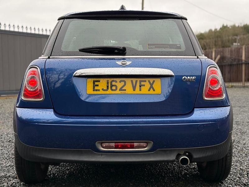 Used Mini ONE Hatch 98 HP (72 kW) 2012 Blue Hatchback