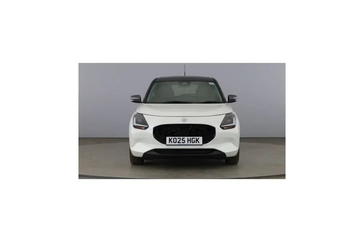 Używany Suzuki Swift 2025 Biały Hatchback
