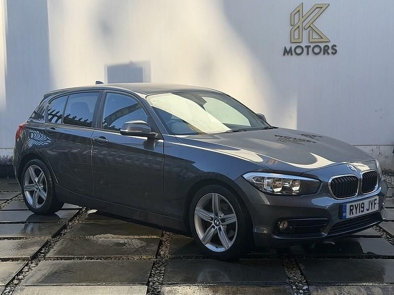 Used BMW 118 Sport Line 2019 Grey Hatchback