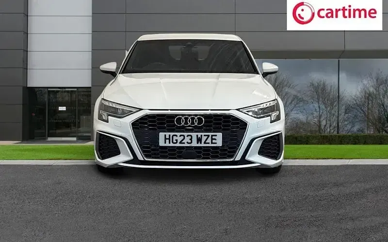 Used Audi A3 Sportback S-Line 150 HP (110 kW) 2023 White Hatchback