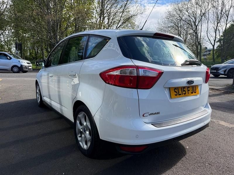 Begagnad Ford C-MAX Zetec 125 HK (91 kW) 2015 Vit Minibuss