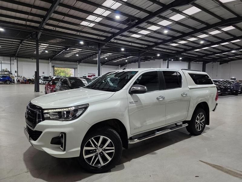 White Used 2018 Toyota HiLux Pickup | £23,780 (A bit pricey) - Image 1/4