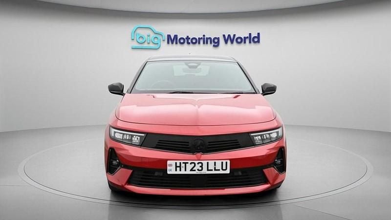 Used Vauxhall Astra S 130 HP (95 kW) 2023 Red Hatchback