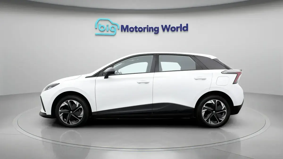 Used MG MG4 EV SE 123 kW (168 HP) 2023 Hatchback