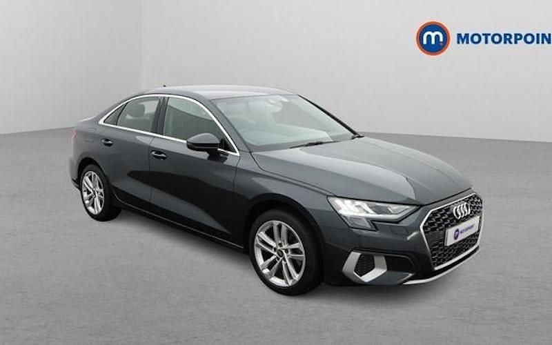 Usado Audi A3 Sport 110 HP (80 kW) 2023 Sedan