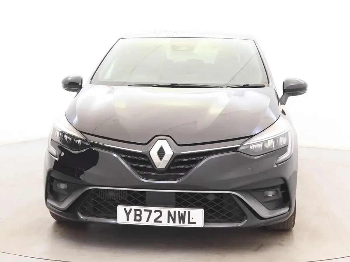 Used Renault Clio V RS Line 90 HP (66 kW) 2023 Black Hatchback