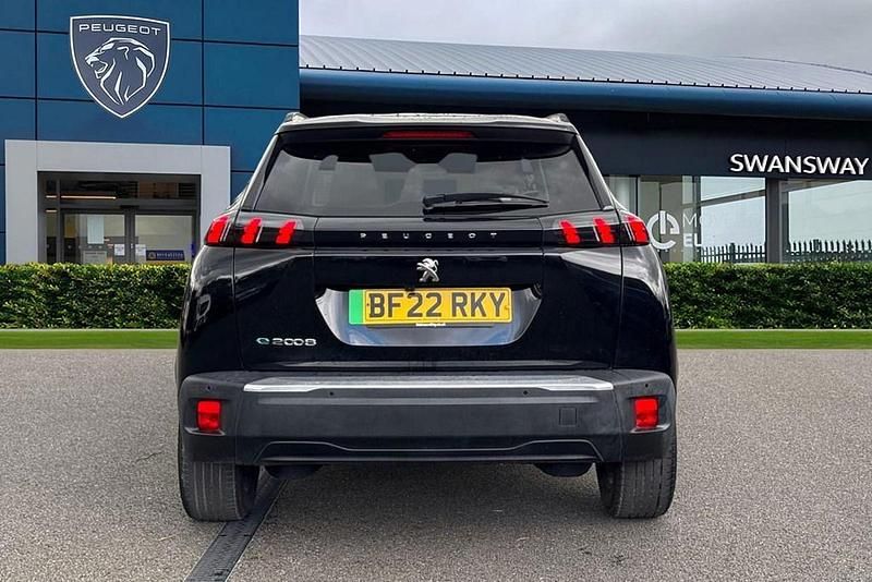 Used Peugeot e-2008 Allure Premium 100 kW (136 HP) 2022 Black SUV