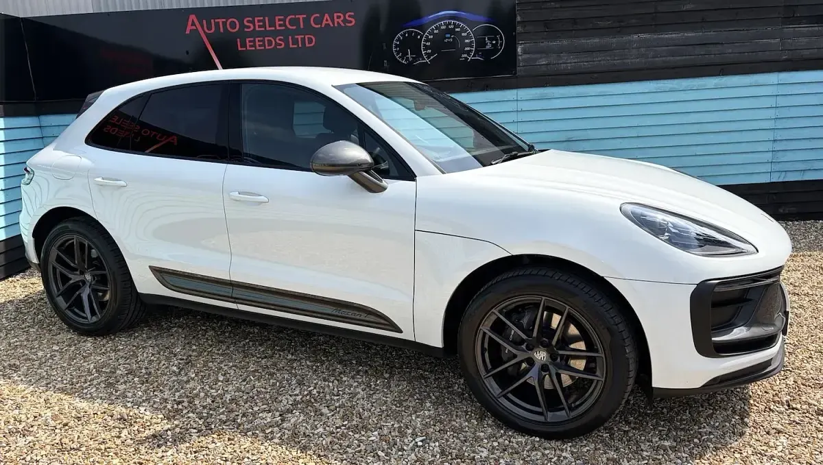Used Porsche Macan 265 HP (194 kW) 2022 White SUV