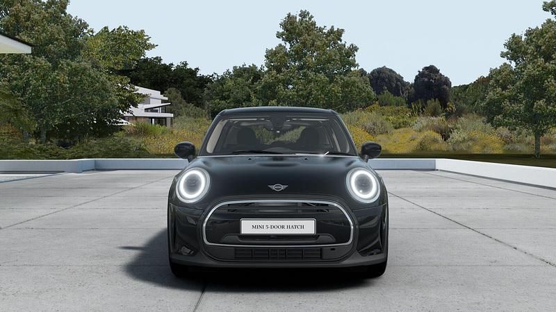 Used Mini Cooper Classic 134 HP (98 kW) 2023 Black Hatchback