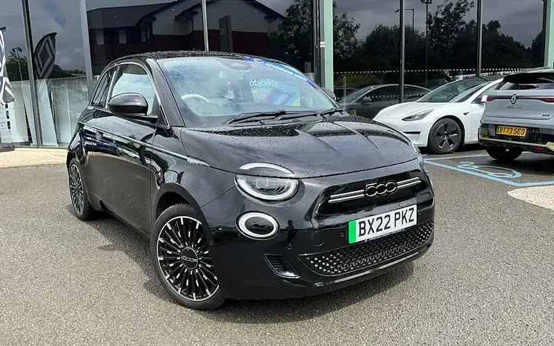 Used Fiat 500e La Prima 86 kW (118 HP) 2026 Hatchback
