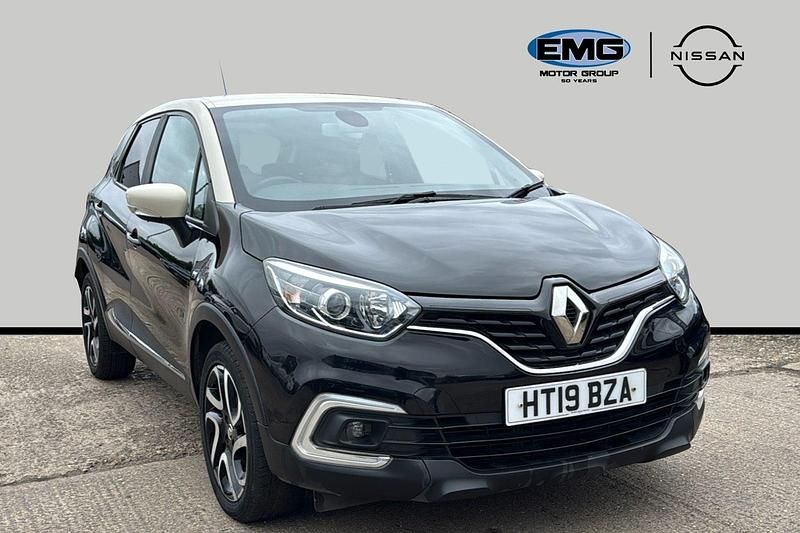 Used Renault Captur Iconic 90 HP (66 kW) 2019 Black SUV