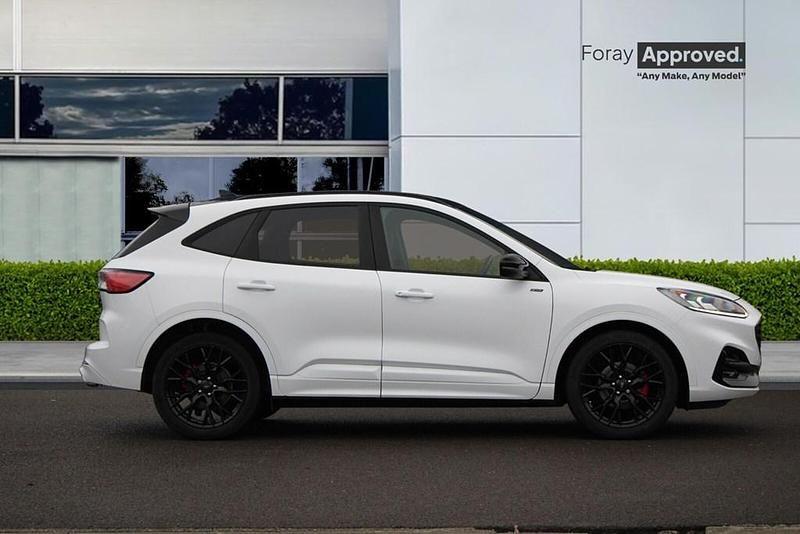 Używany Ford Kuga 2023 Biały SUV