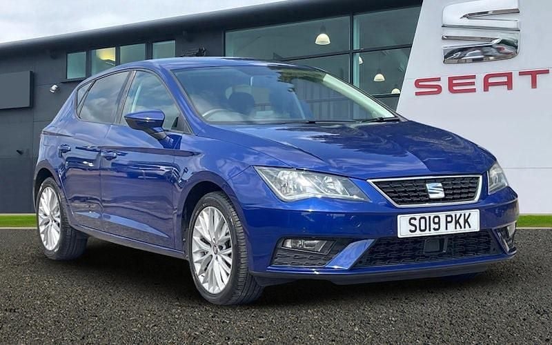 Blue Used 2019 Seat Leon SE Dynamic Hatchback | £11,949 (Fair price) - Image 1/4