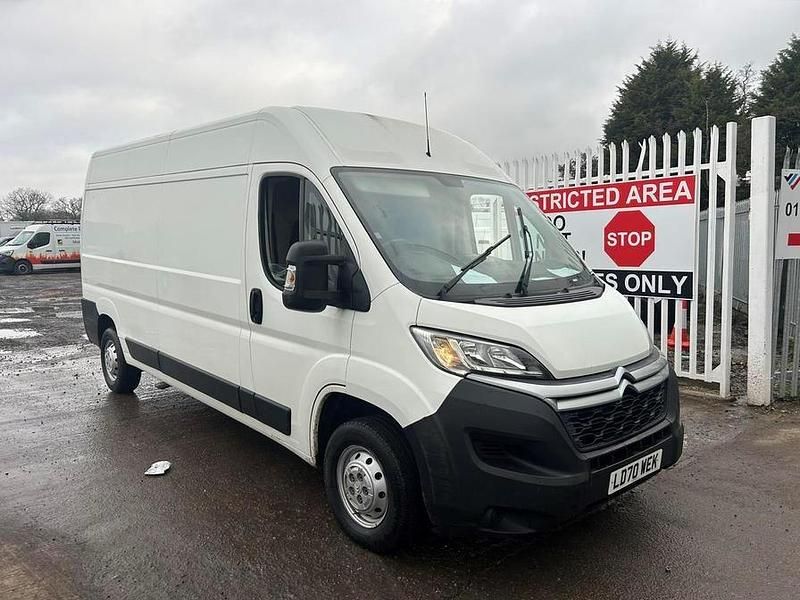 Used Citroën Relay 140 HP (102 kW) 2020 White Van