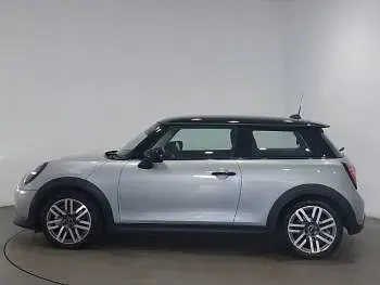 Used Mini Cooper Classic 114 kW (156 HP) 2025 Silver Hatchback