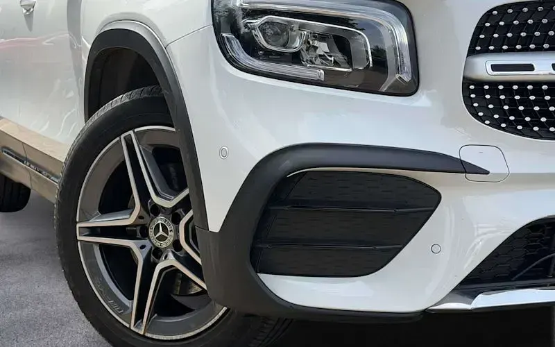 Used Mercedes GLB200 AMG line 163 HP (119 kW) 2023 SUV