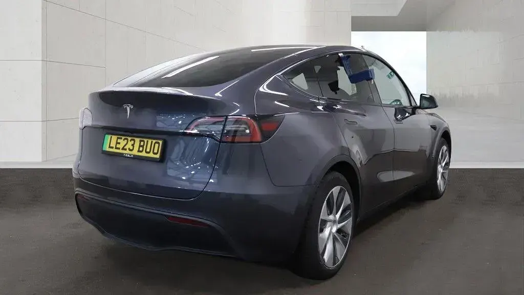 Used Tesla Model Y RWD 250 kW (340 HP) 2023 SUV