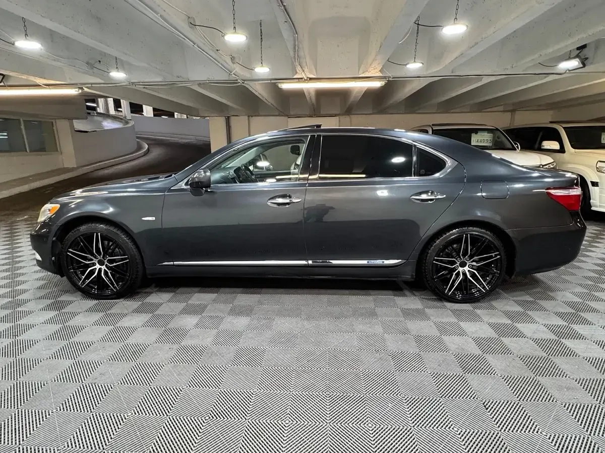 Used Lexus LS600h L 2008 Grey Sedan