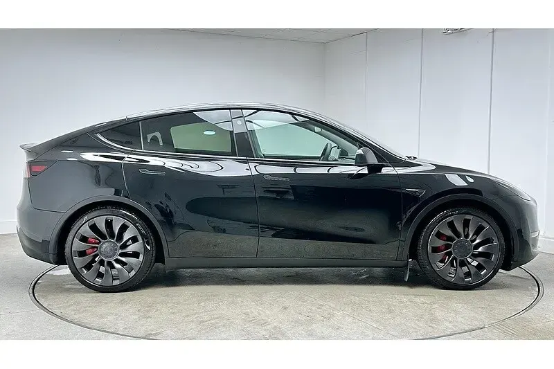 Used Tesla Model Y Performance 392 kW (534 HP) 2024 Black SUV
