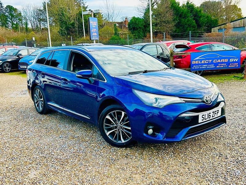 Used Toyota Avensis Business Edition 2016 Blue Estate