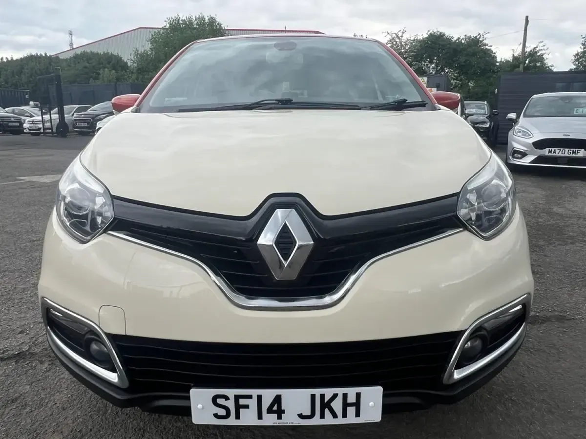 Gebraucht Renault Captur Dynamique 90 PS (66 kW) 2014 Orange SUV