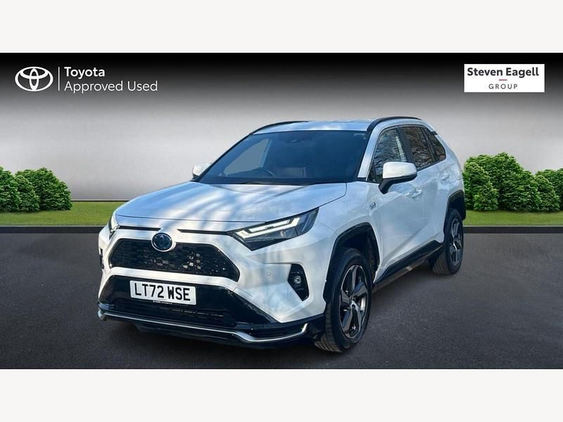 Used Toyota RAV4 Design 2022 White SUV