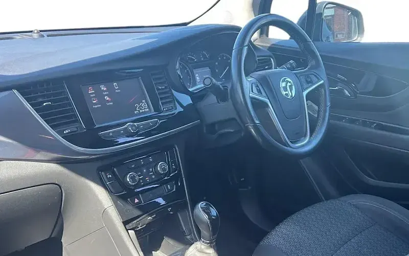 Second-hand Vauxhall Mokka Active 140 CP (102 kW) 2019 Negru SUV