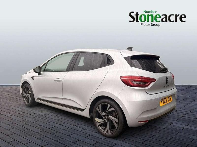 Used Renault Clio V Engineered 143 HP (105 kW) 2023 Silver Hatchback