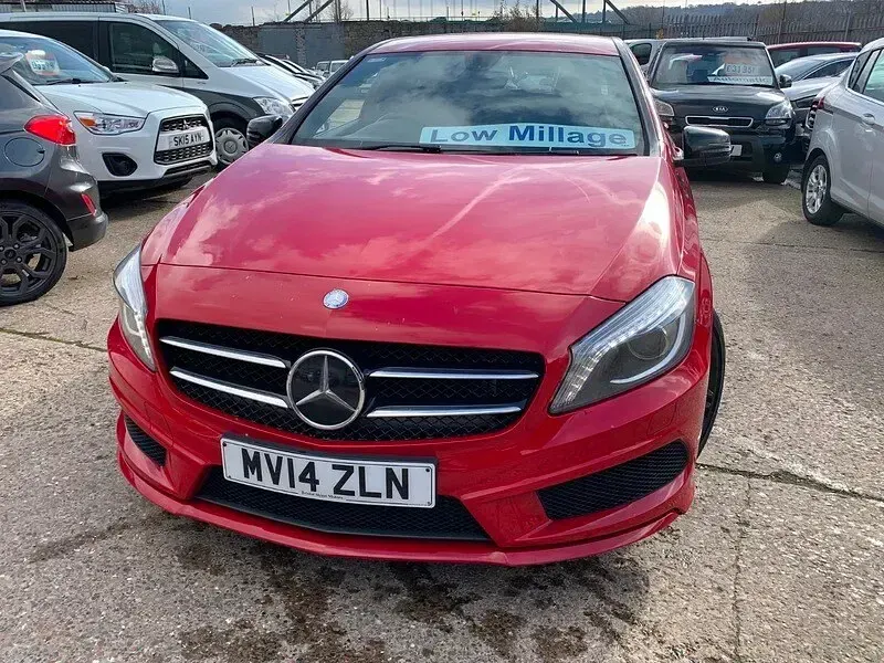 Used Mercedes A180 AMG 2014 Red Hatchback