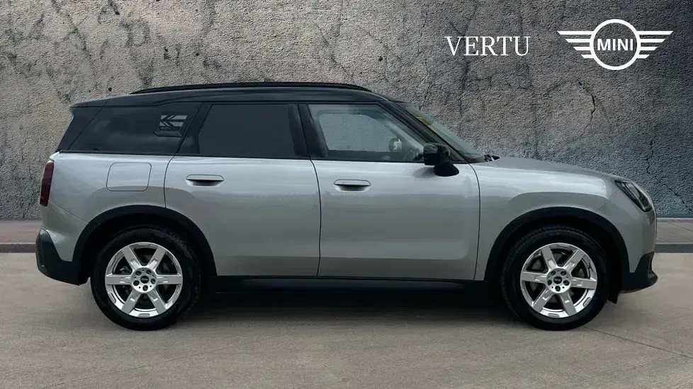 Used Mini Countryman Classic 218 HP (160 kW) 2024 Silver SUV