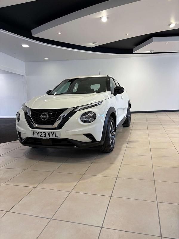 Used Nissan Juke Acenta 117 HP (86 kW) 2023 White SUV