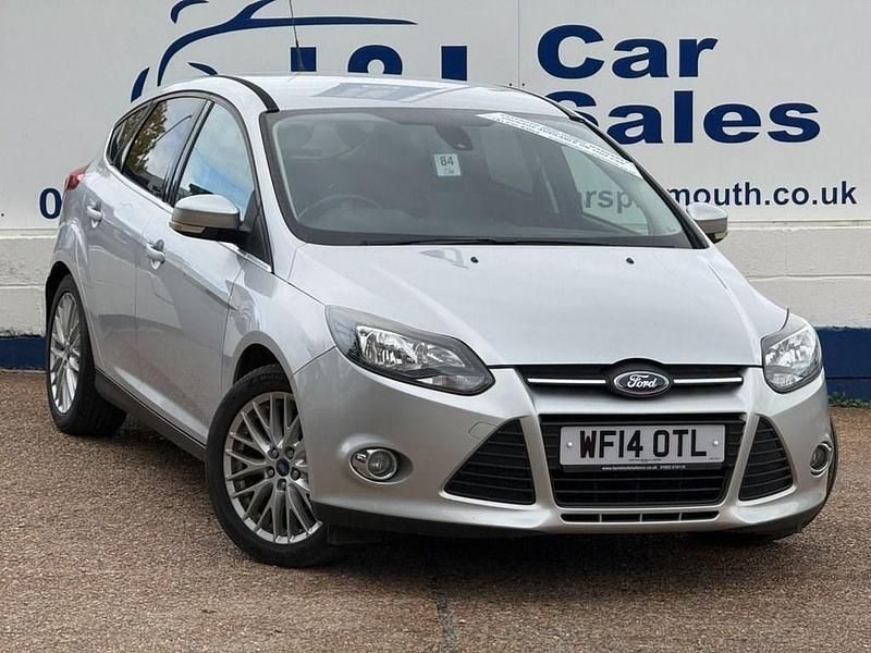 Silver Used 2014 Ford Focus Zetec Hatchback | £4,995 (A bit pricey) - Image 1/3