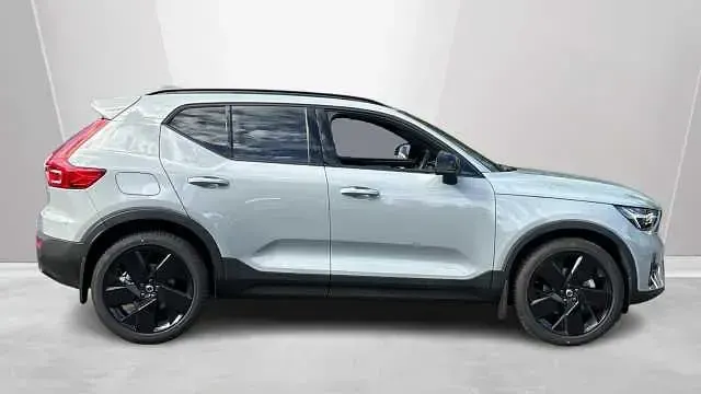 Used Volvo XC40 Plus 161 HP (118 kW) 2026 SUV