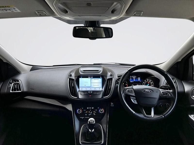 Used Ford Kuga Titanium 180 HP (132 kW) 2018 Silver SUV