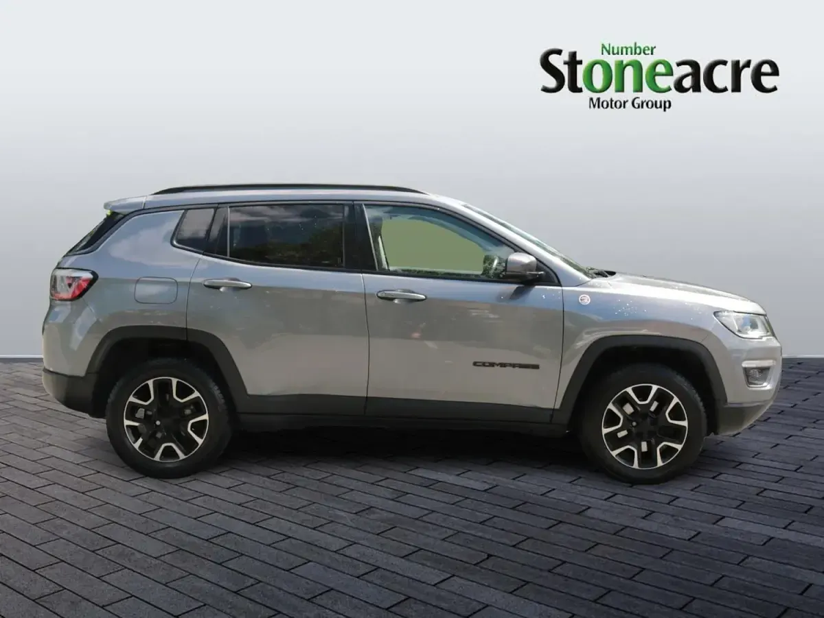 Used Jeep Compass Trailhawk 170 HP (125 kW) 2021 Grey SUV