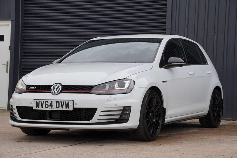 Used VW Golf VII GTI 220 HP (161 kW) 2014 White Hatchback