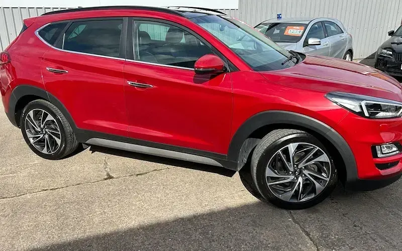 Used Hyundai Tucson Premium SE 177 HP (130 kW) 2019 Red SUV