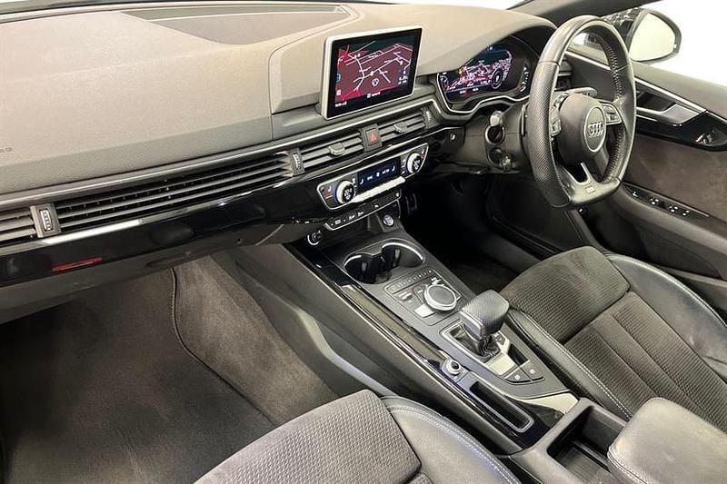 Used Audi A5 Black Edition 190 HP (139 kW) 2019 Glacier white Coupe