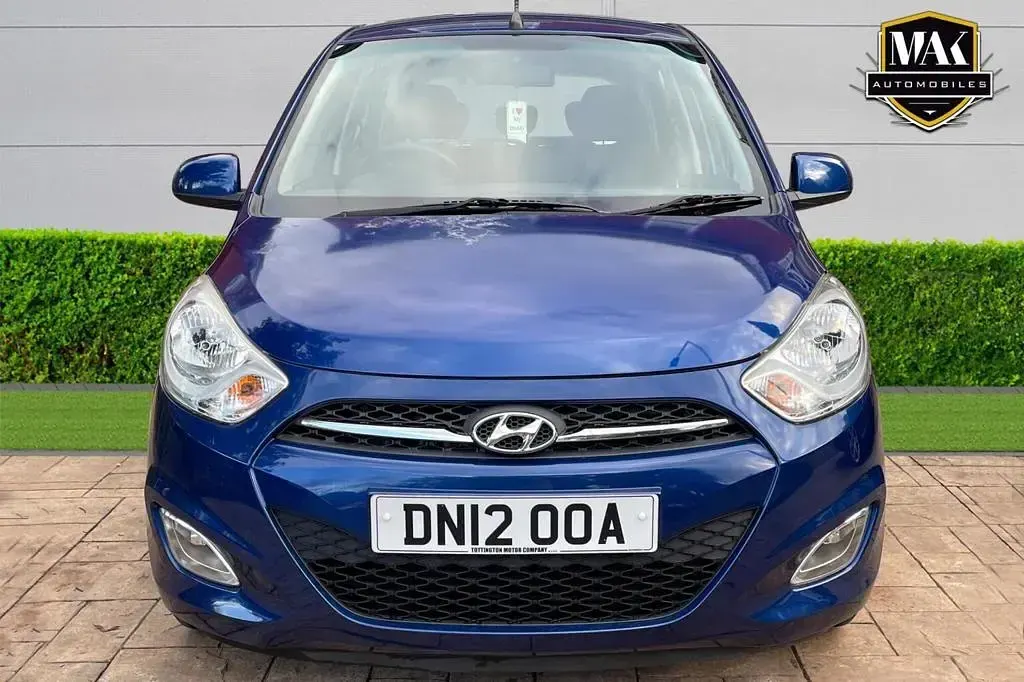 Used Hyundai i10 Active 86 HP (63 kW) 2012 Blue Hatchback