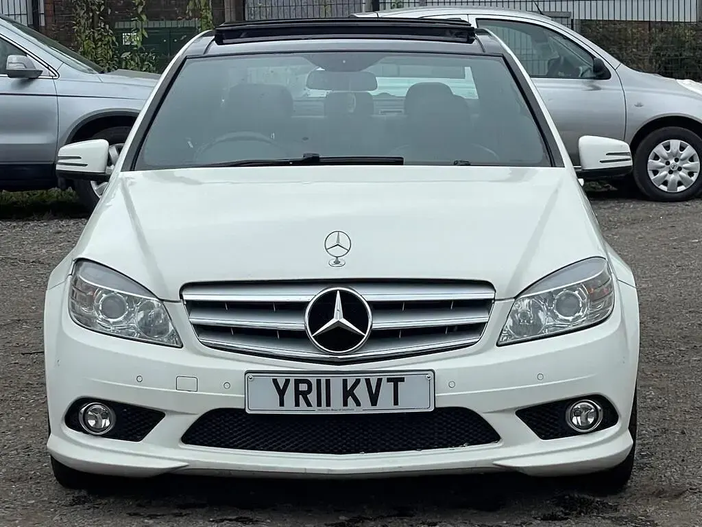 Usado Mercedes C220 2011 Branco Sedan