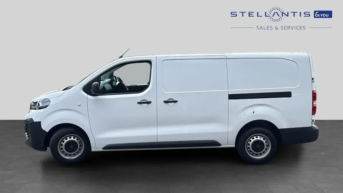 Begagnad Peugeot Expert 143 HK (105 kW) 2025 Vit Van