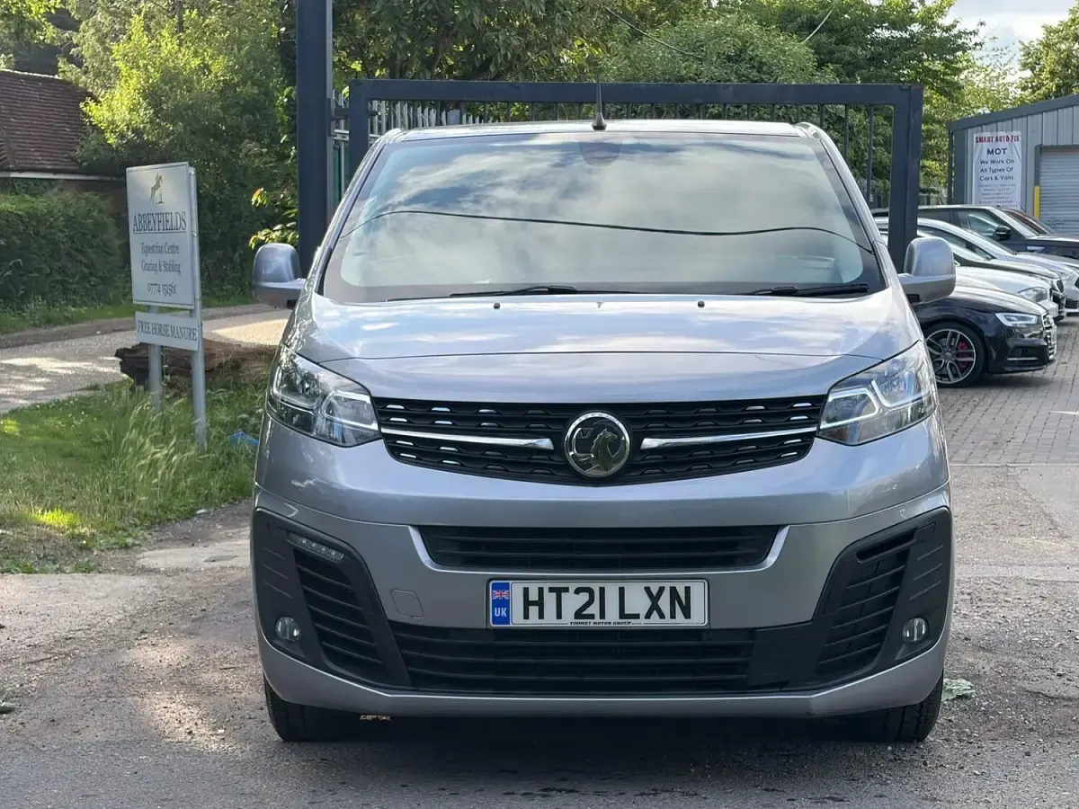 Used Vauxhall Vivaro Sportive 120 HP (88 kW) 2021 Grey MPV