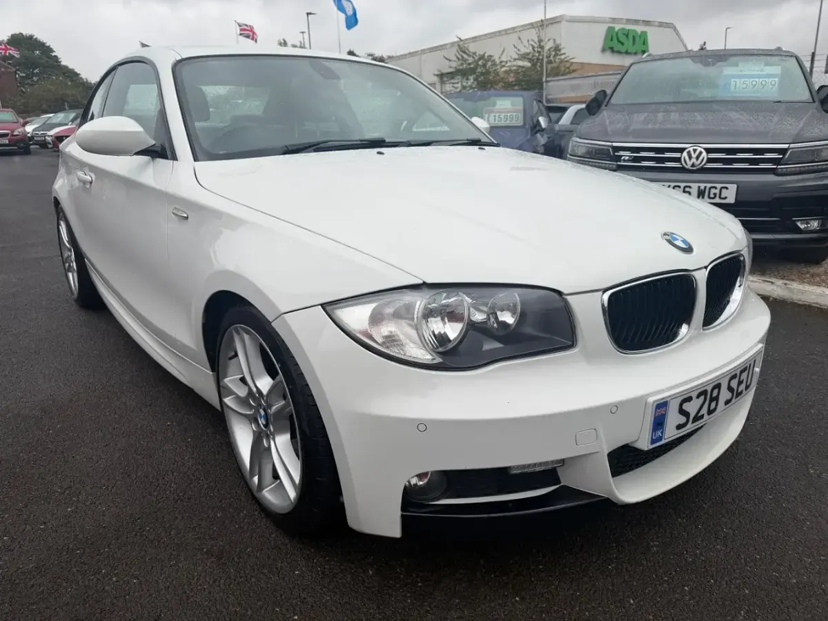 Used BMW 125 Coupé M Sport 2009 White Coupe